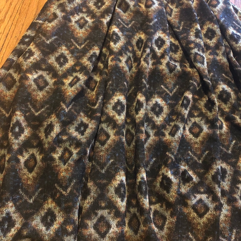 LuLaRoe Aztec Madison Small skirt with pockets - Picture 2 of 4